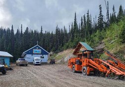 Co. Discovers Valuable Gold Resource in British Columbia, Targets Major Growth